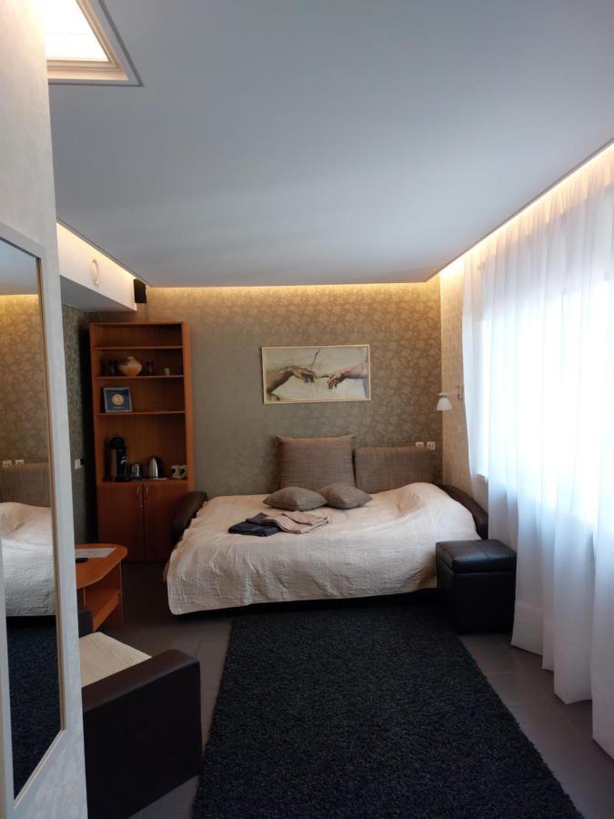 Ohtu Poik Majutus Apartman Pärnu Kültér fotó