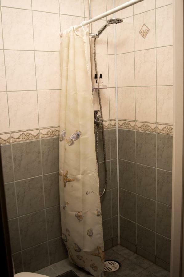 Ohtu Poik Majutus Apartman Pärnu Kültér fotó